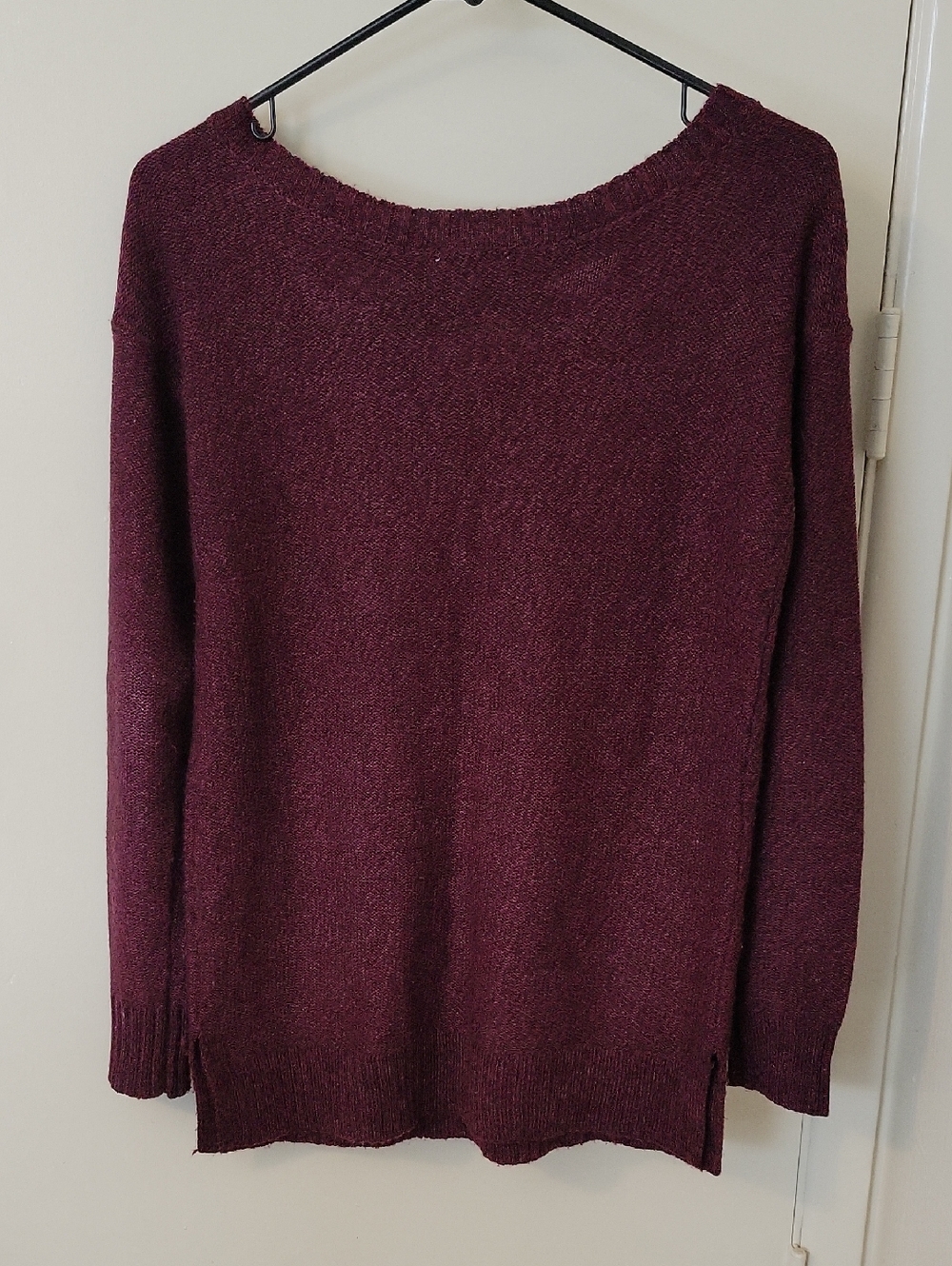 Women’s Burgundy Knit V-Neck Sweater - Picture 5 of 7